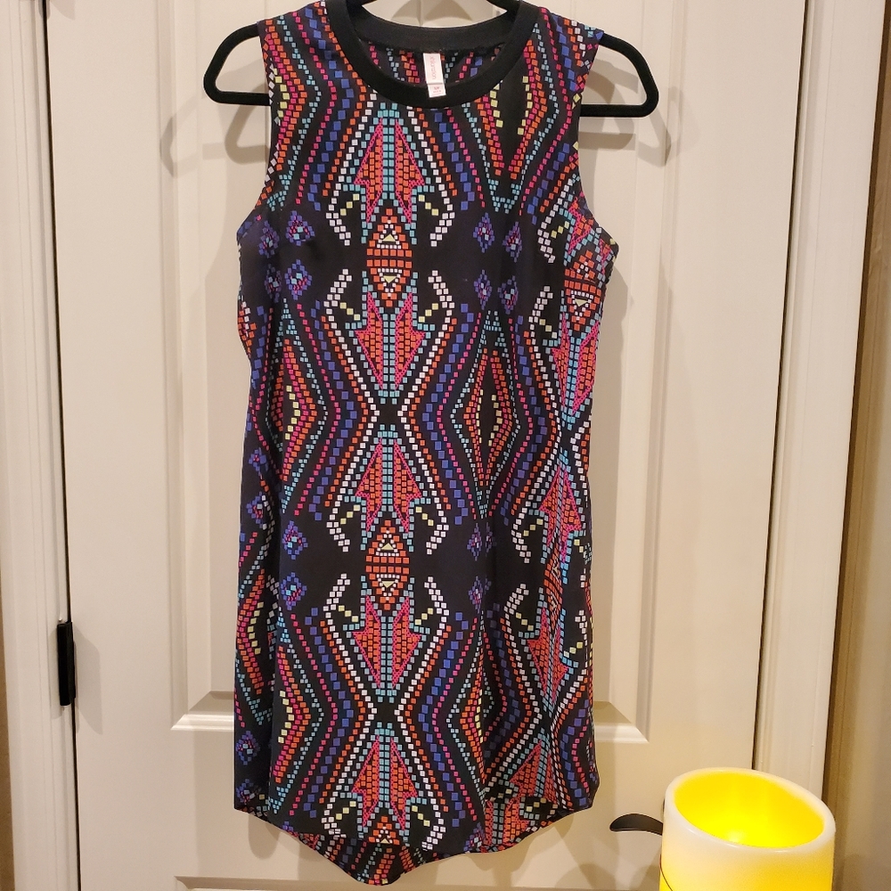 🌵Geometric Shift Dress buy Xhilaration